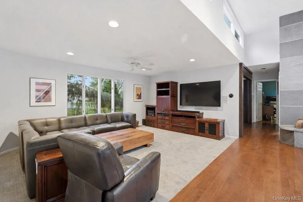 3 Mallard Lane Remsenburg, NY 11960