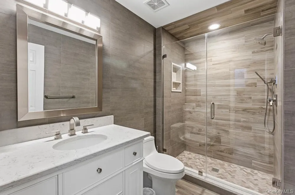 3 Mallard Lane Remsenburg, NY 11960