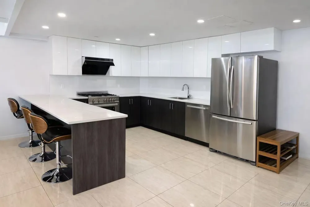 15815 Union Turnpike #401N Fresh Meadows, NY 11366