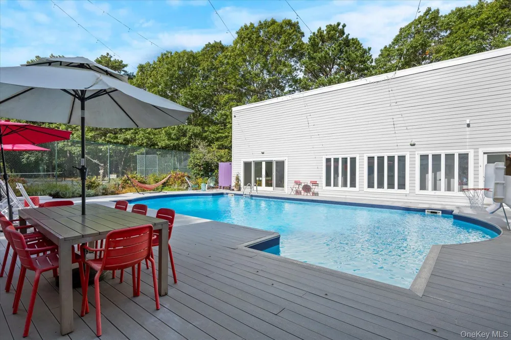 5 Lakewood Lane Quogue, NY 11959