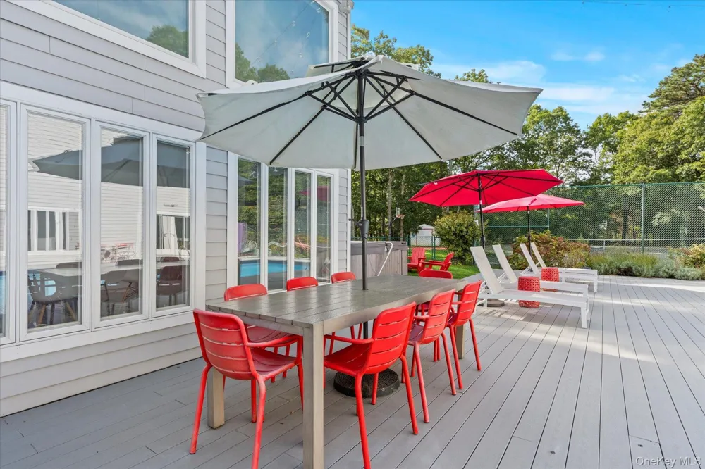 5 Lakewood Lane Quogue, NY 11959