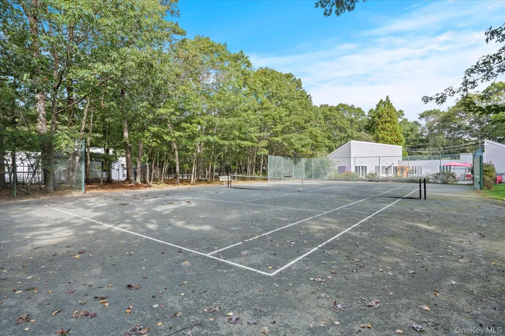 5 Lakewood Lane Quogue, NY 11959