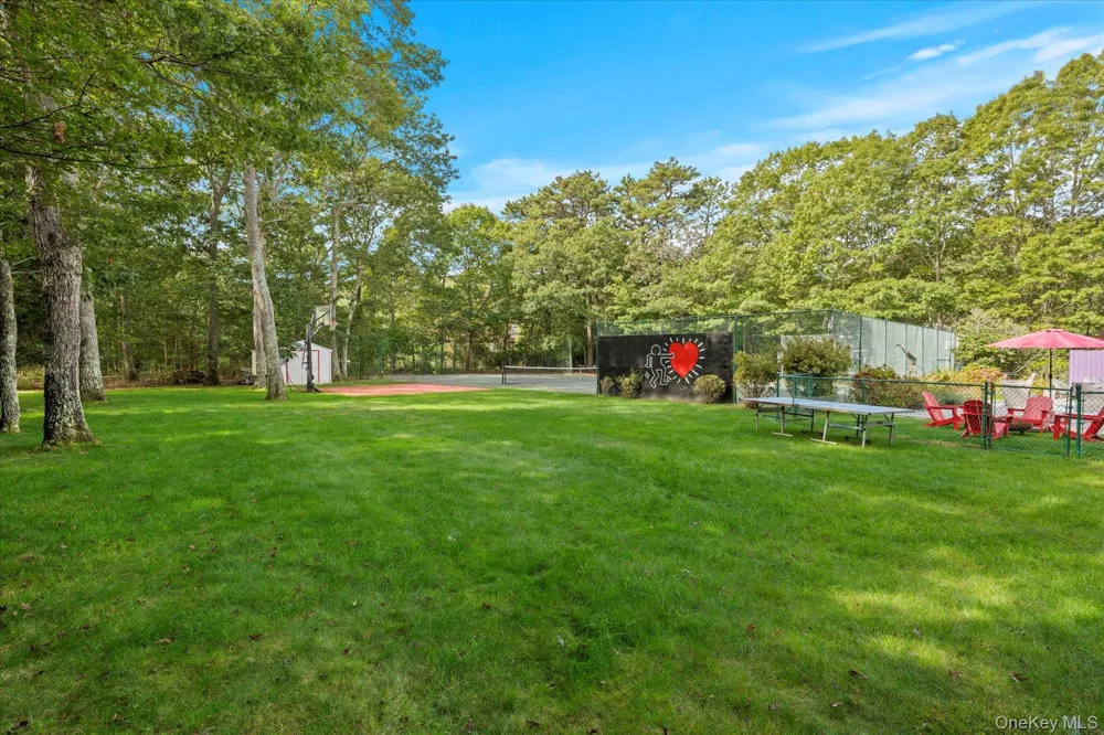 5 Lakewood Lane Quogue, NY 11959
