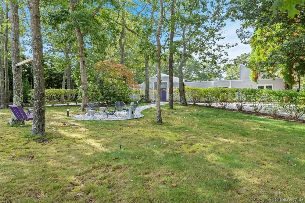 5 Lakewood Lane Quogue, NY 11959
