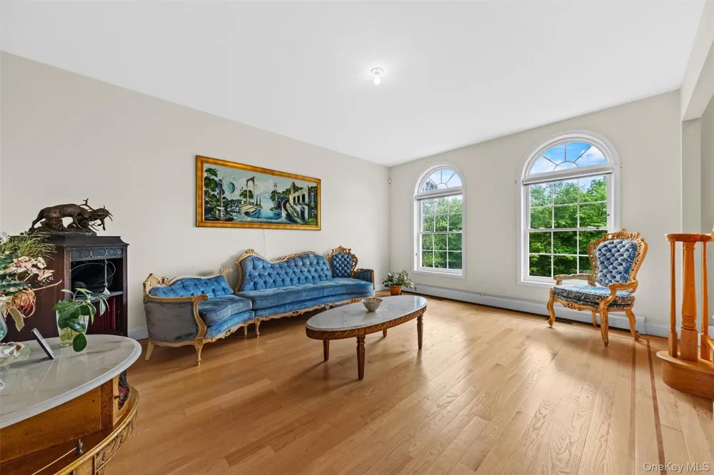20 Goshen Road Chester, NY 10918