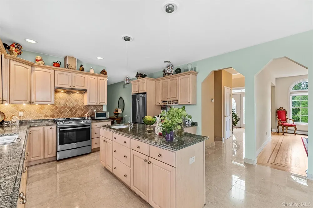 20 Goshen Road Chester, NY 10918