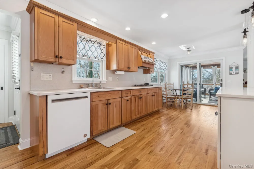 144 Manor Lane Jamesport, NY 11901