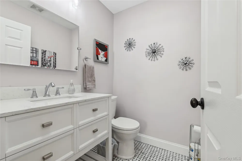 144 Manor Lane Jamesport, NY 11901