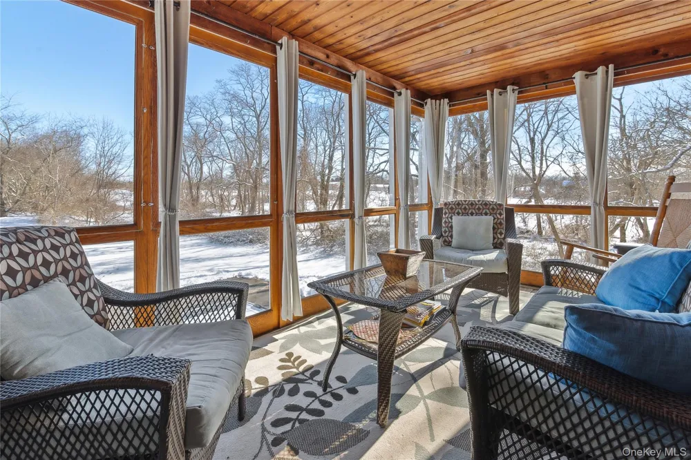 144 Manor Lane Jamesport, NY 11901