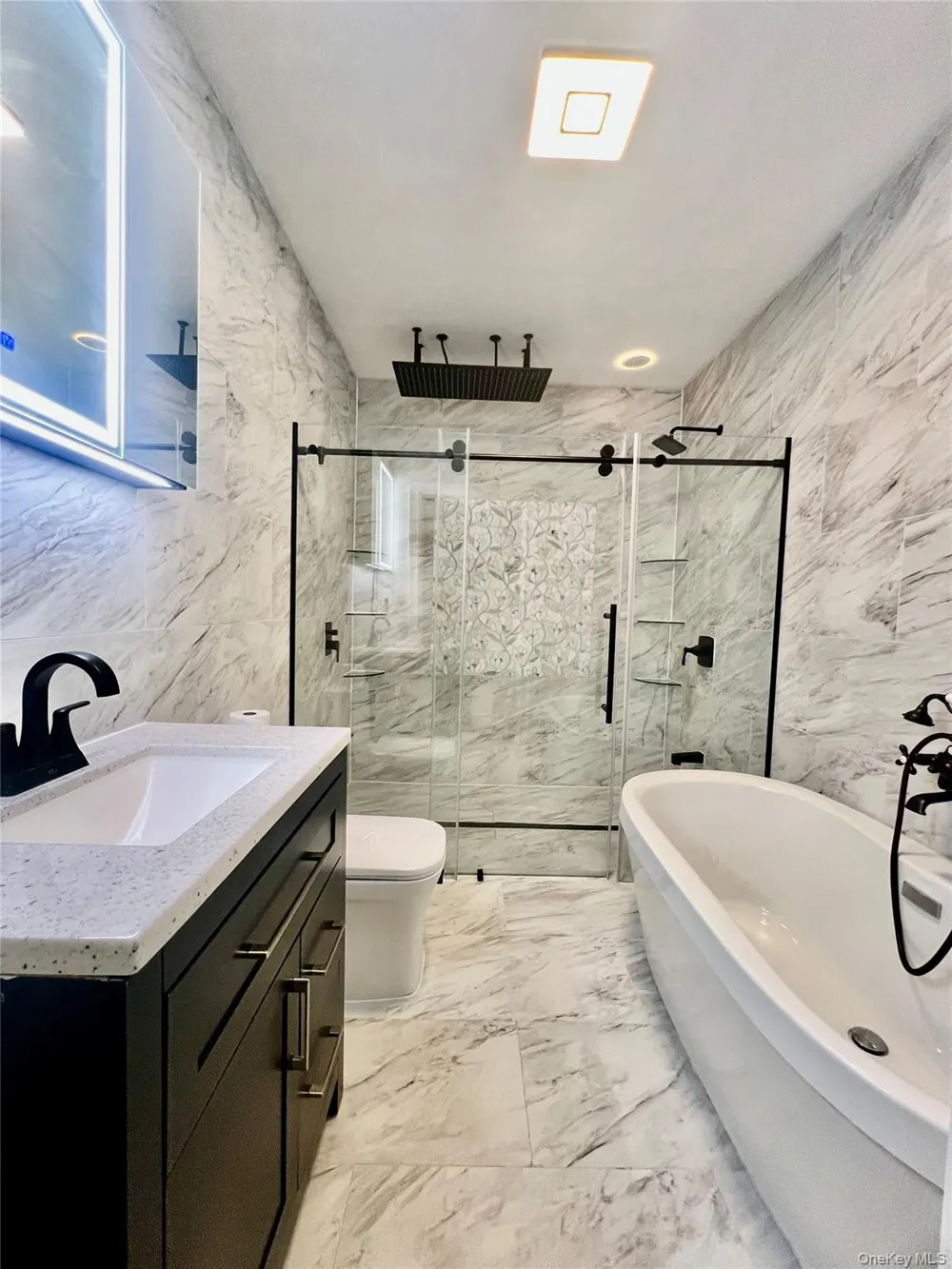 38 Railroad Avenue East Hampton, NY 11937