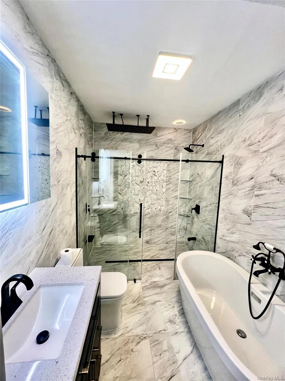 38 Railroad Avenue East Hampton, NY 11937