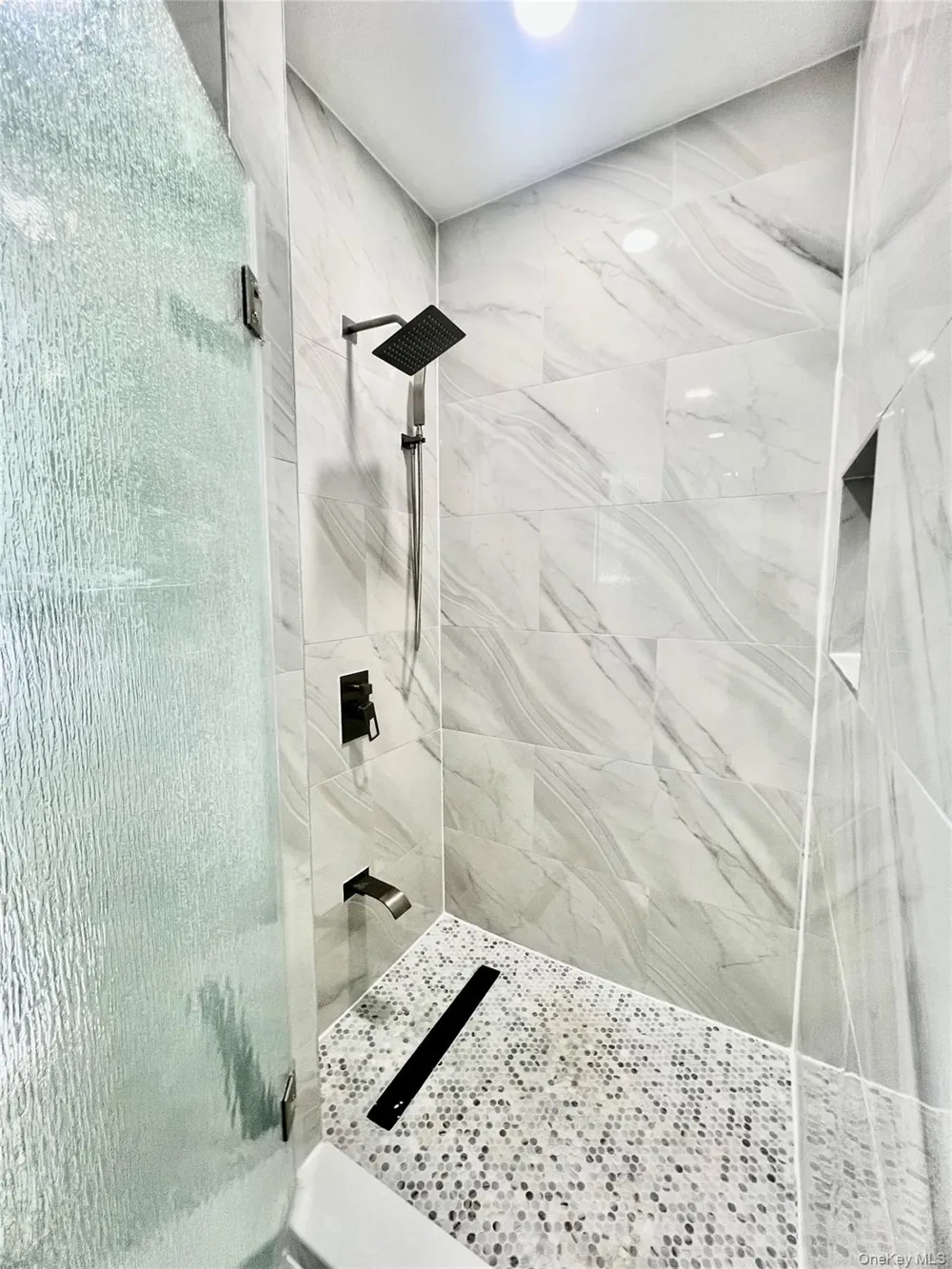 38 Railroad Avenue East Hampton, NY 11937