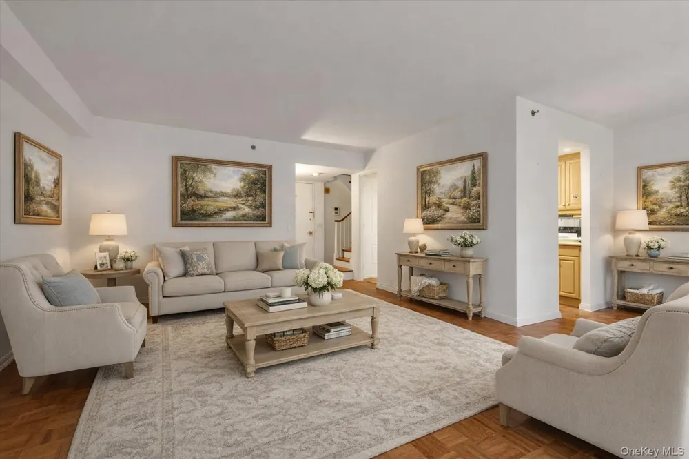 100 Hilton Avenue #M3 Garden City, NY 11530
