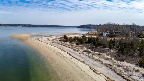 224 Centre Island Road