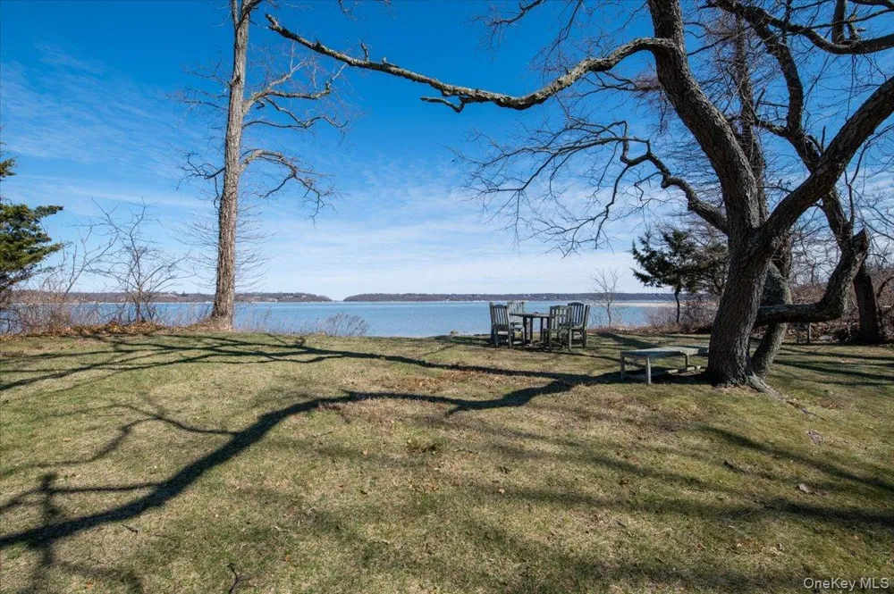 224 Centre Island Road Centre Island, NY 11771
