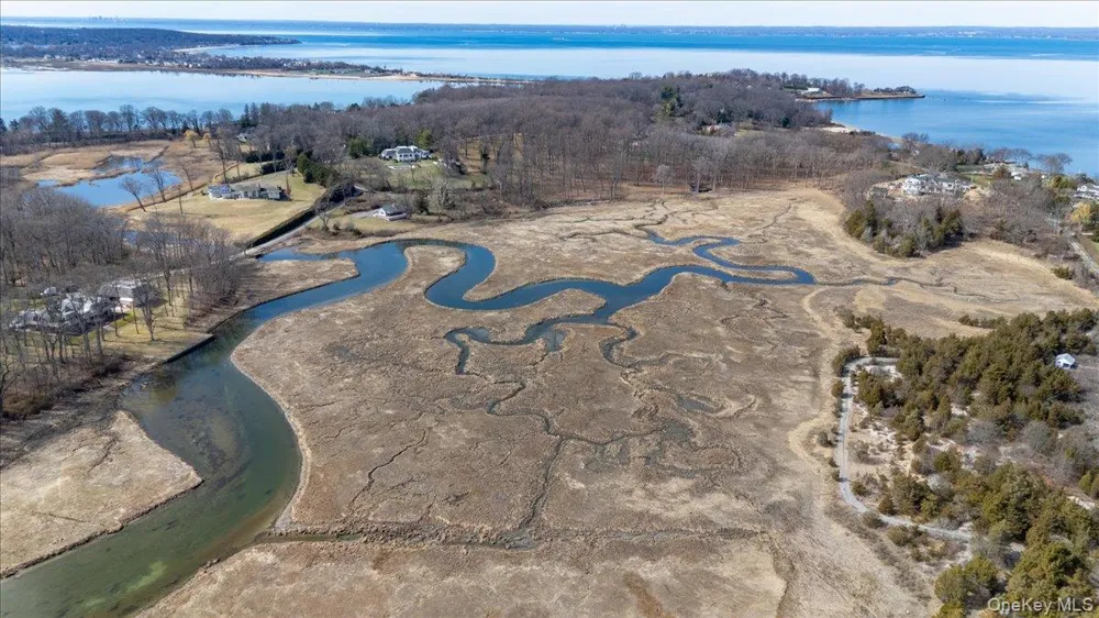 224 Centre Island Road Centre Island, NY 11771