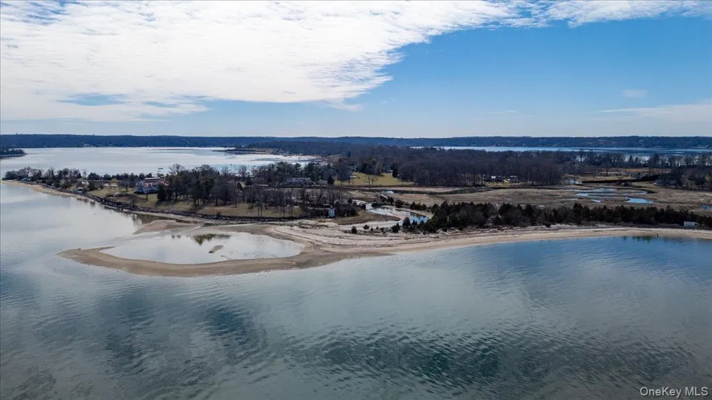 224 Centre Island Road Centre Island, NY 11771