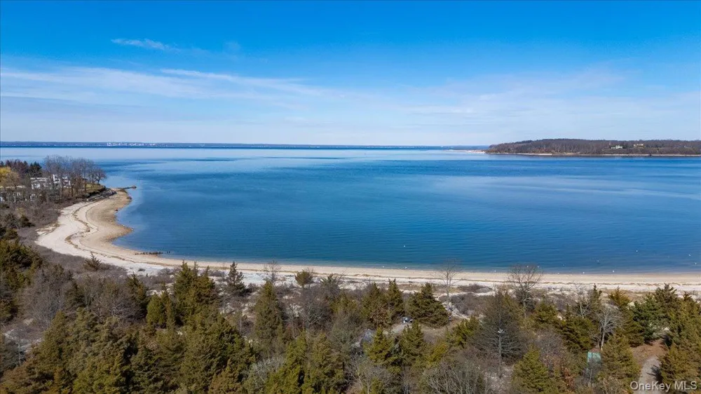 224 Centre Island Road Centre Island, NY 11771