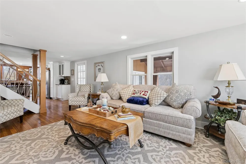 20 Mitchell Road Westhampton Beach, NY 11978