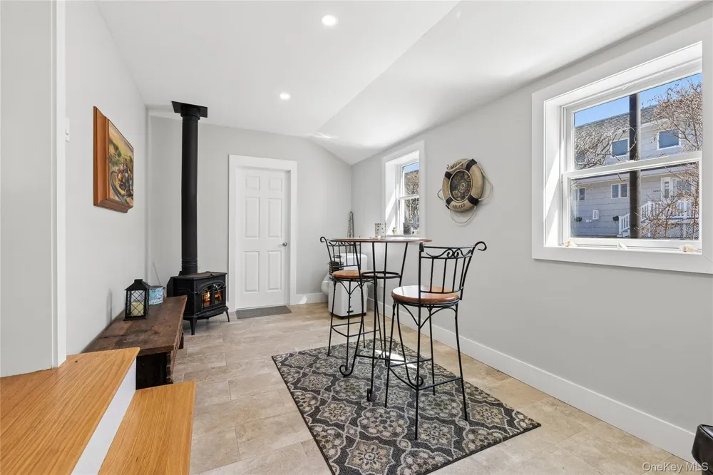 20 Mitchell Road Westhampton Beach, NY 11978
