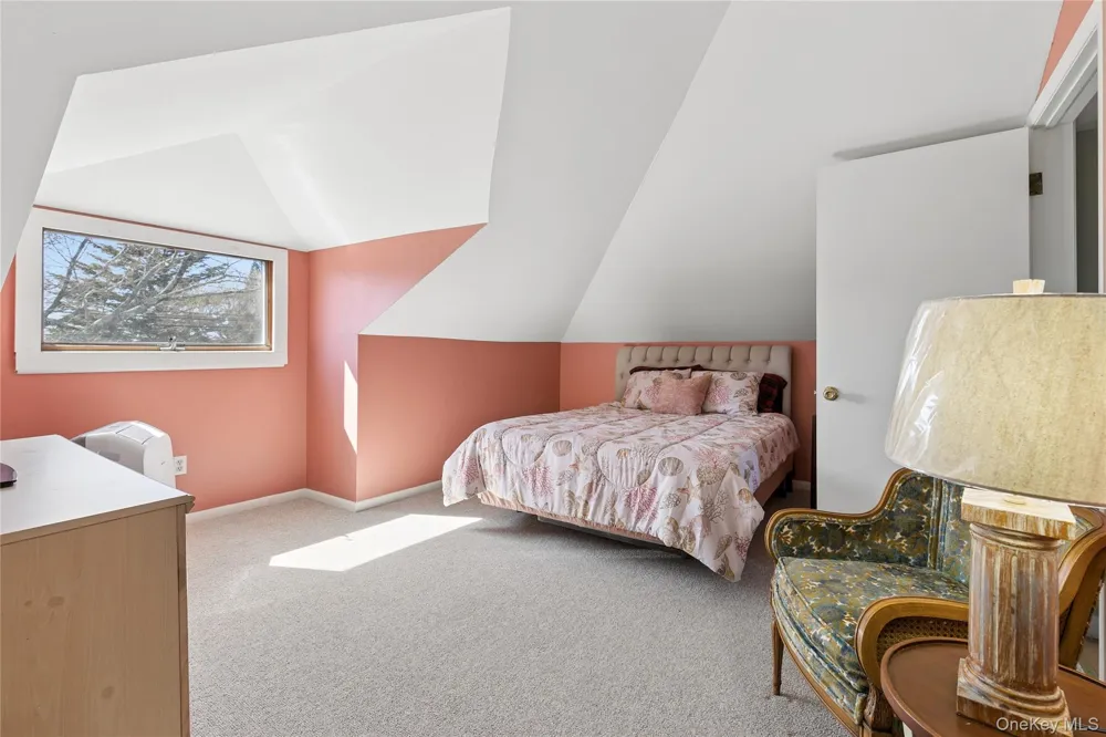 20 Mitchell Road Westhampton Beach, NY 11978