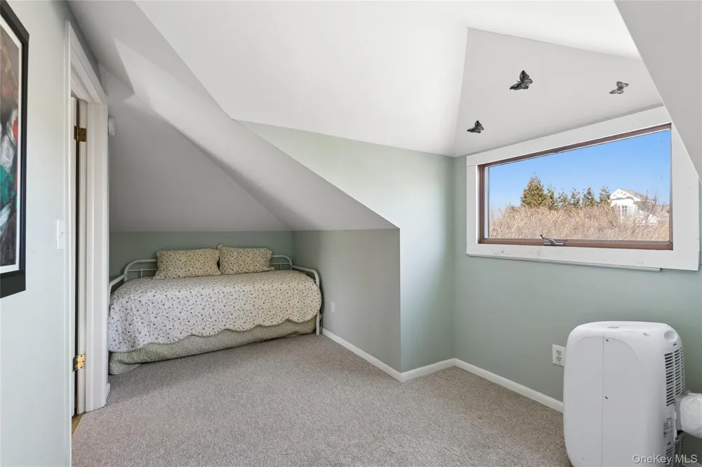 20 Mitchell Road Westhampton Beach, NY 11978