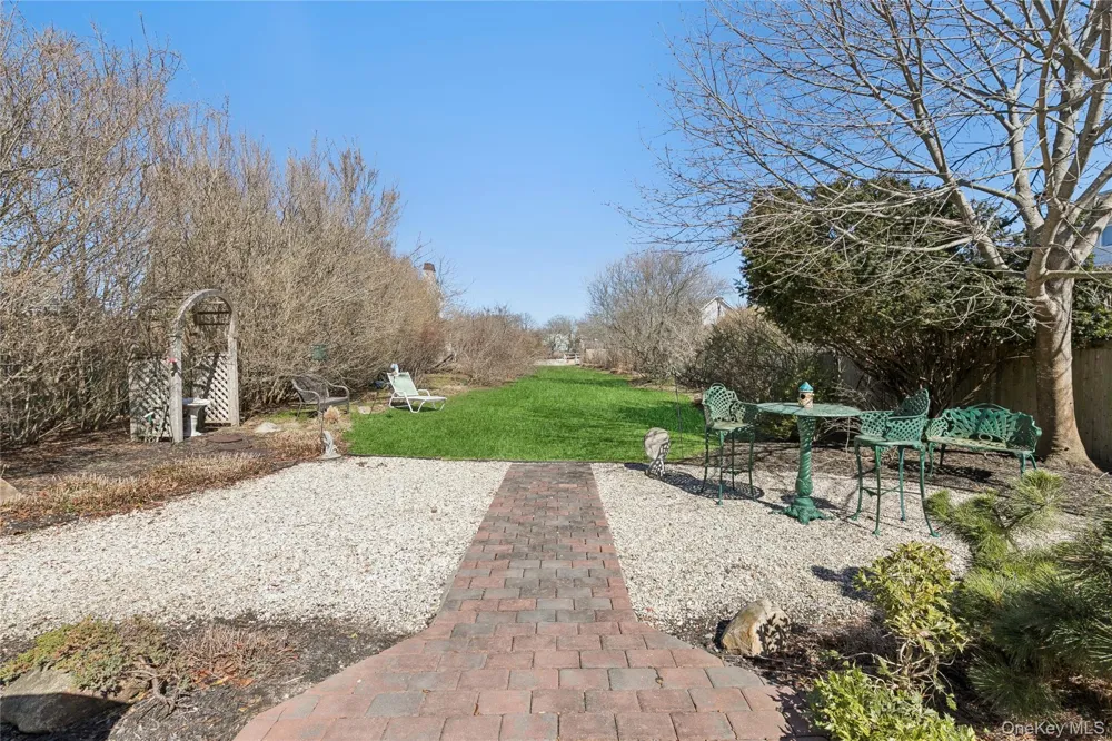 20 Mitchell Road Westhampton Beach, NY 11978