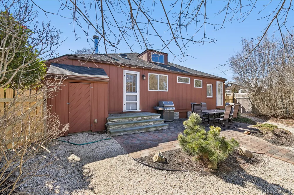 20 Mitchell Road Westhampton Beach, NY 11978