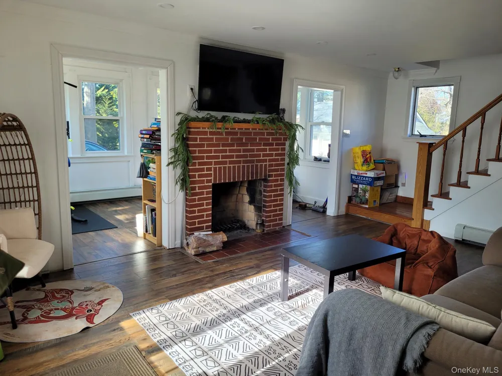 424 Centre Island Road Oyster Bay, NY 11771
