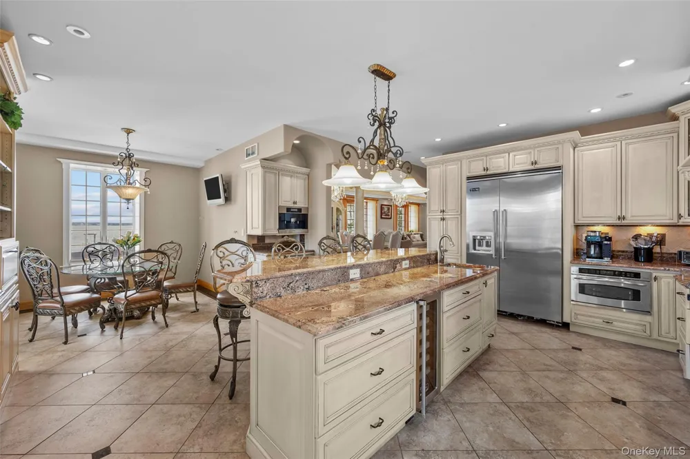3407 Country Club Road Bronx, NY 10465