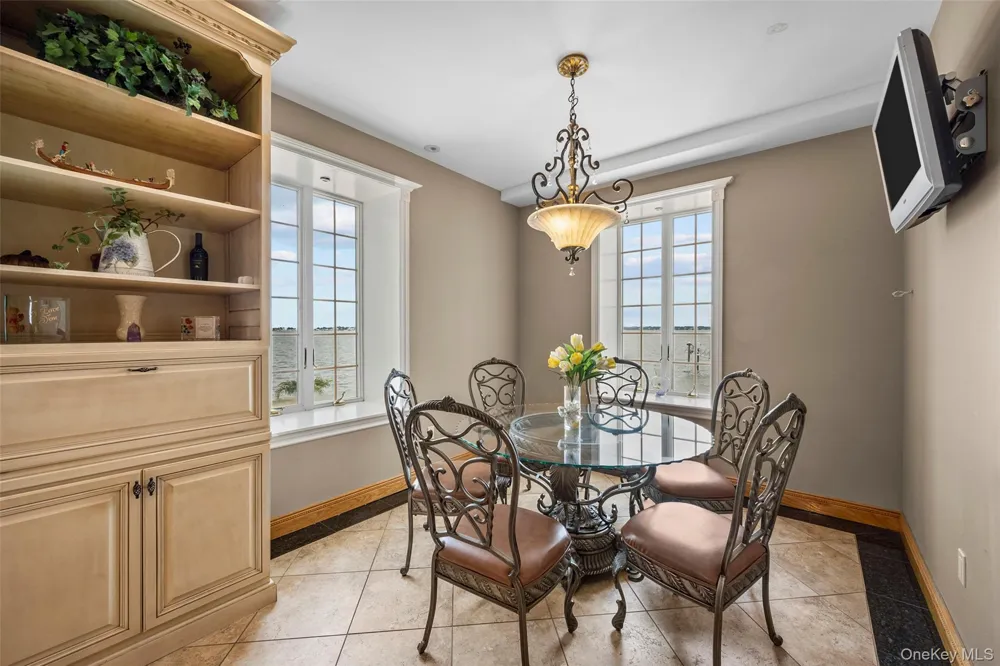 3407 Country Club Road Bronx, NY 10465