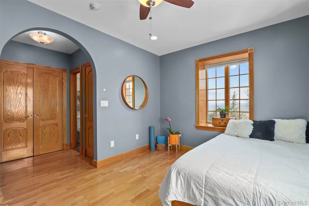 3407 Country Club Road Bronx, NY 10465