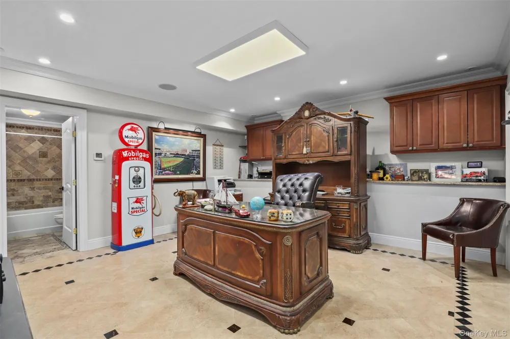 3407 Country Club Road Bronx, NY 10465