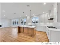 87 West Avenue Hicksville, NY 11801