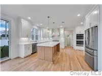 87 West Avenue Hicksville, NY 11801