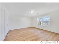 87 West Avenue Hicksville, NY 11801