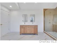 87 West Avenue Hicksville, NY 11801