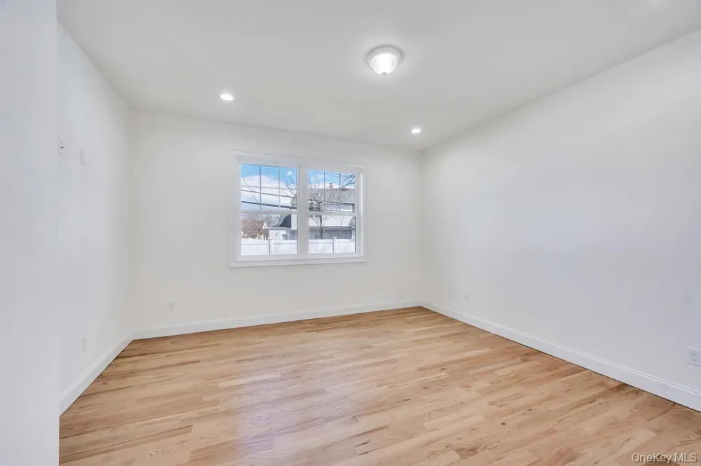 89 west Avenue Hicksville, NY 11801