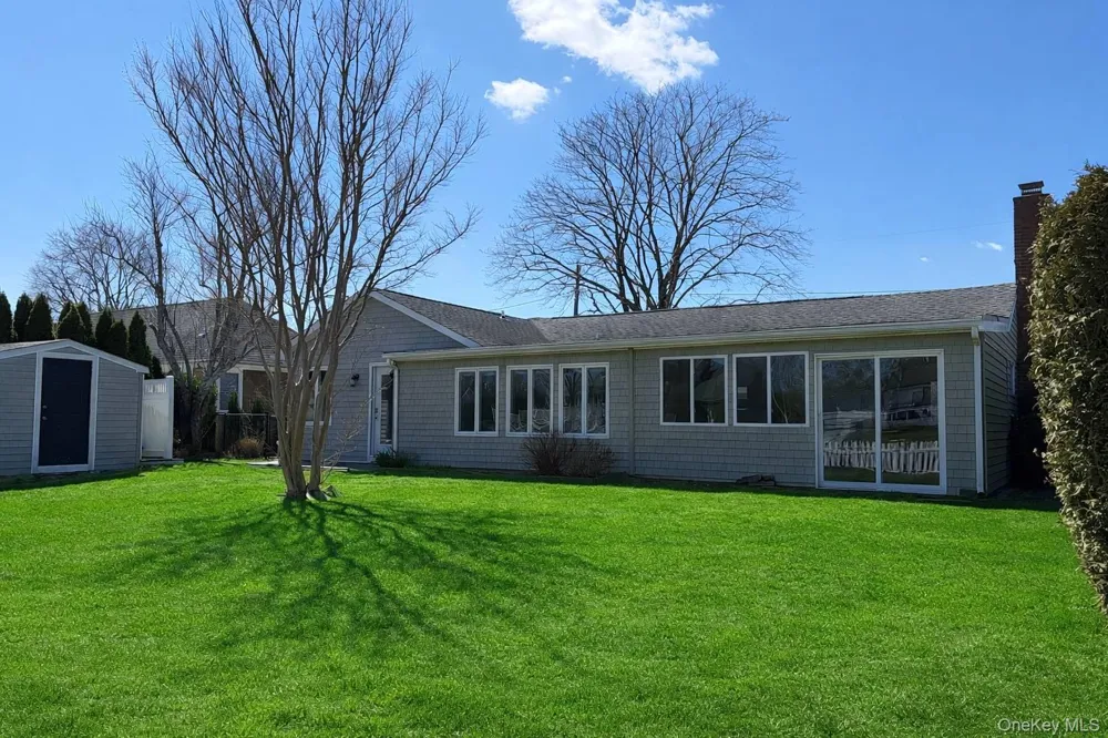 21 Tarpon Road East Quogue, NY 11942