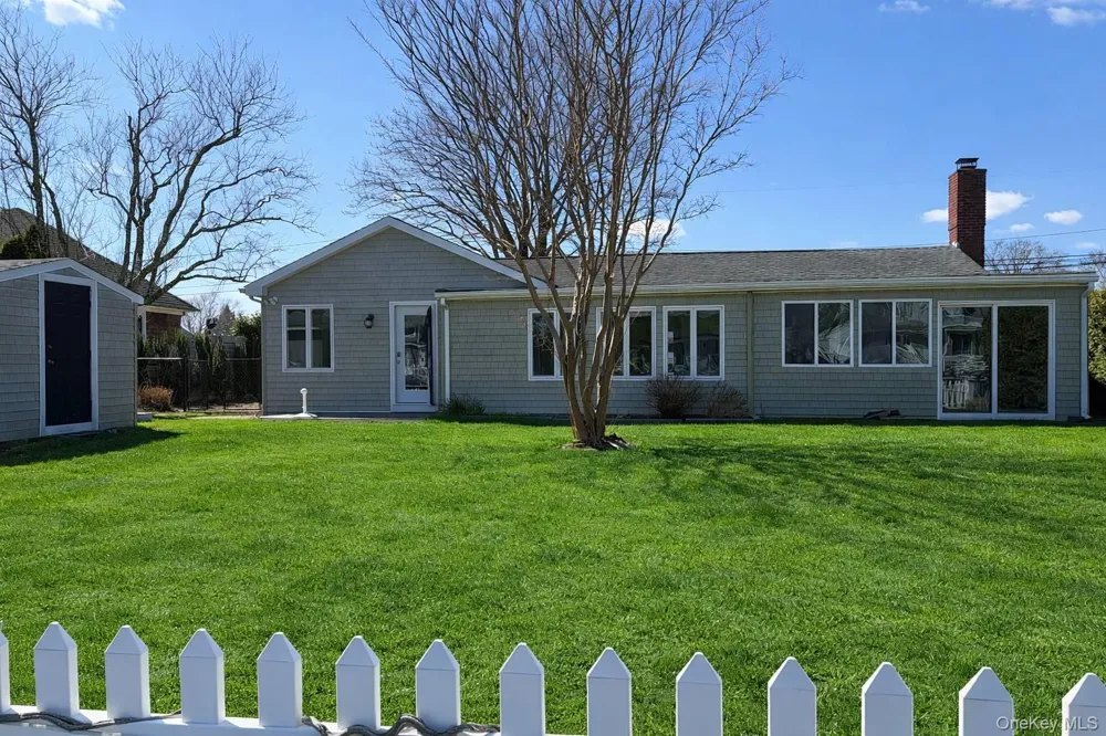 21 Tarpon Road East Quogue, NY 11942