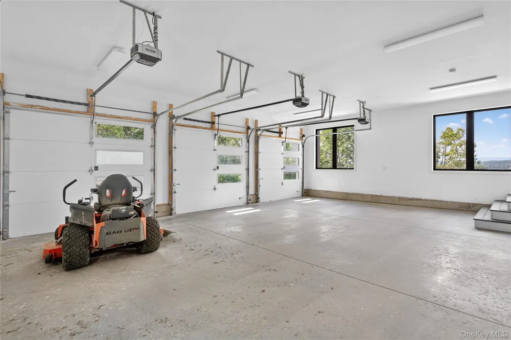 14 Warwick Isle Boulevard Pine Island, NY 10969