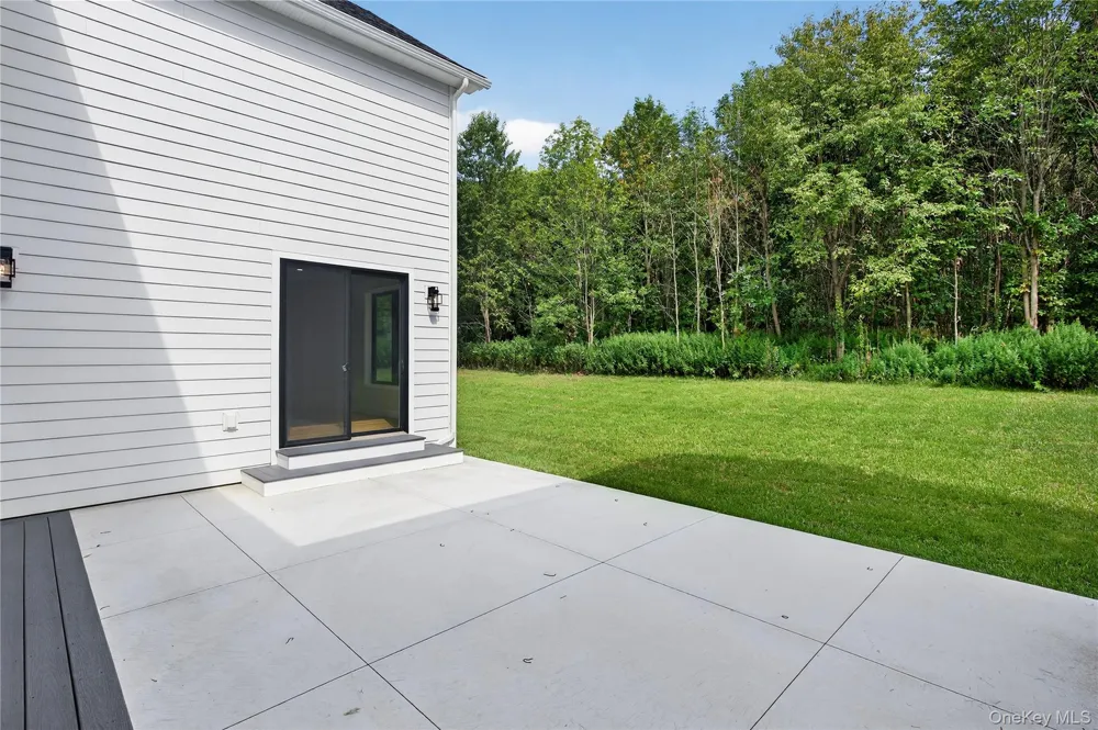14 Warwick Isle Boulevard Pine Island, NY 10969