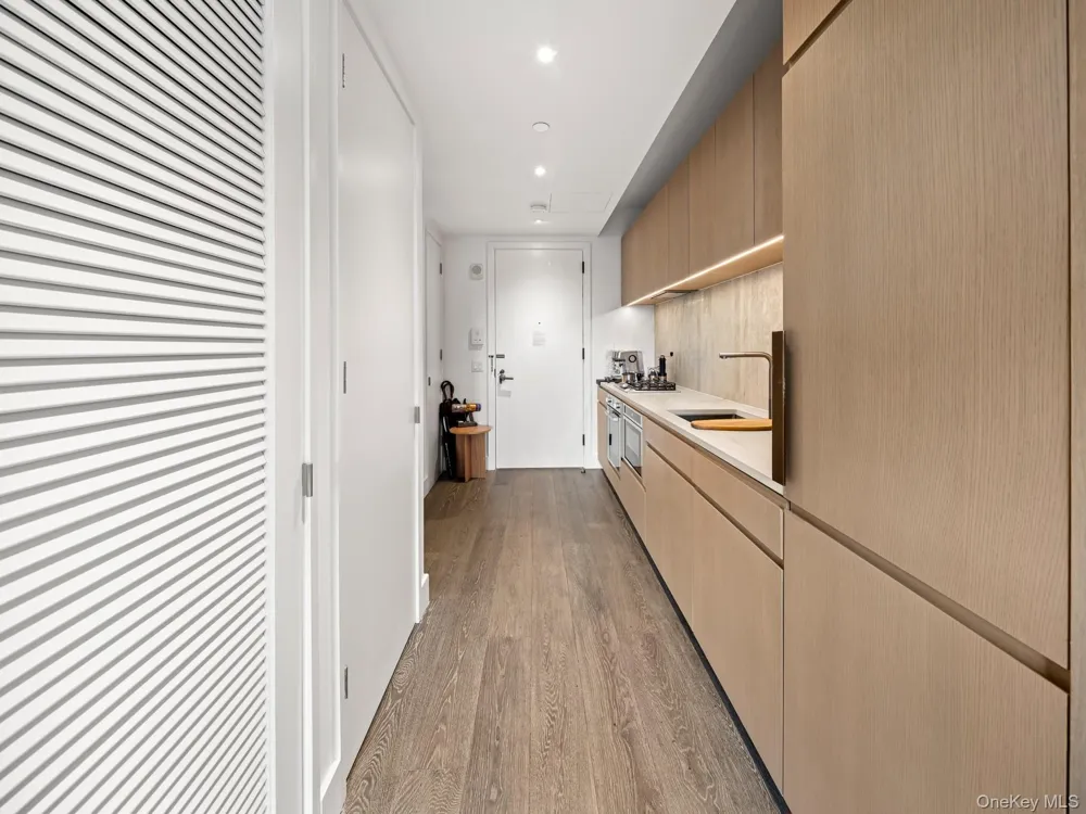 10 Nevins Street #12I Brooklyn, NY 11217