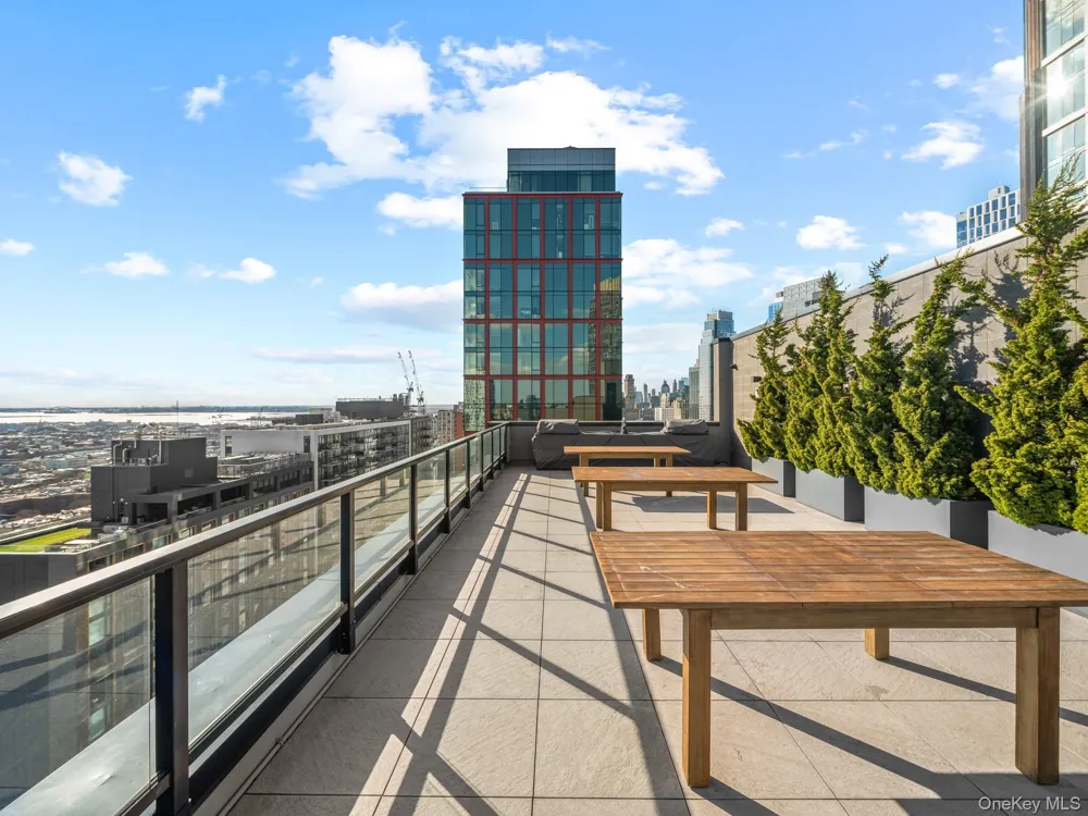 10 Nevins Street #12I Brooklyn, NY 11217
