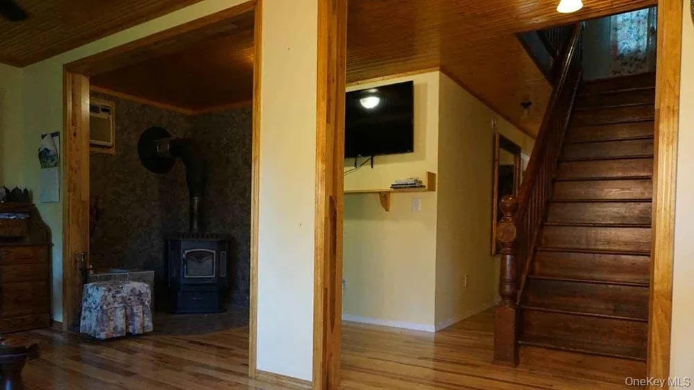 26 Maple Avenue Kauneonga Lake, NY 12749