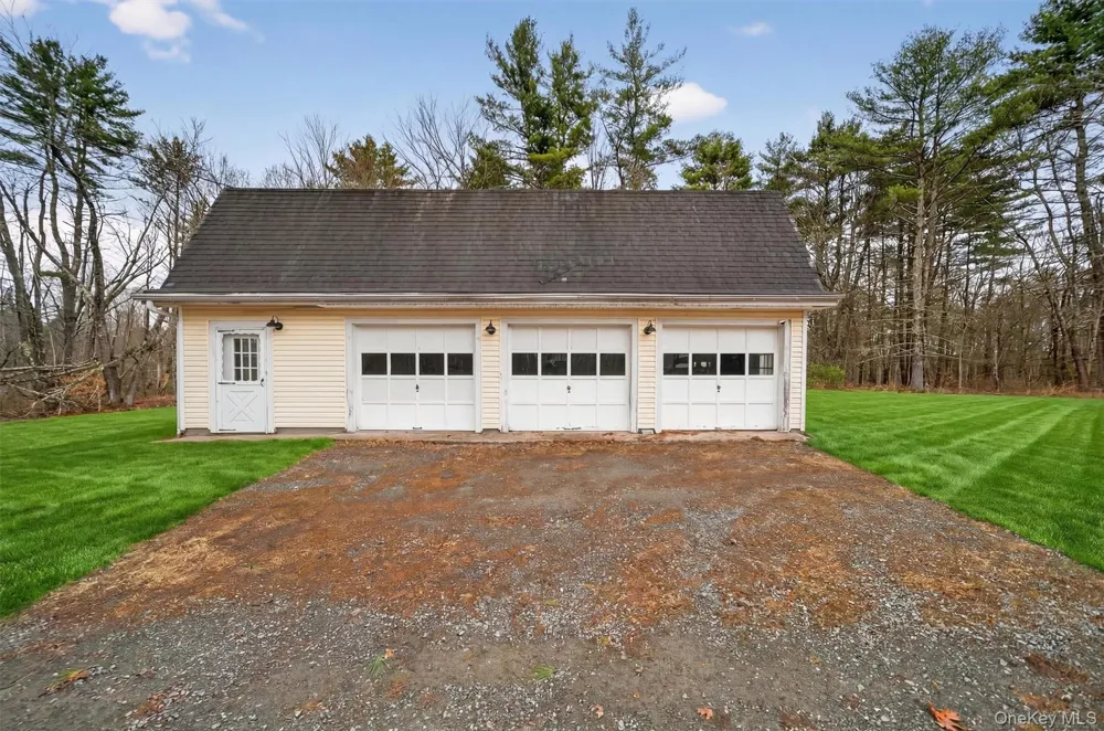 351 Gables Road Narrowsburg, NY 12764