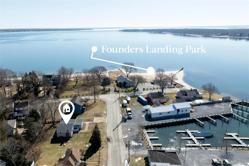 2845 Hobart Road Southold, NY 11971