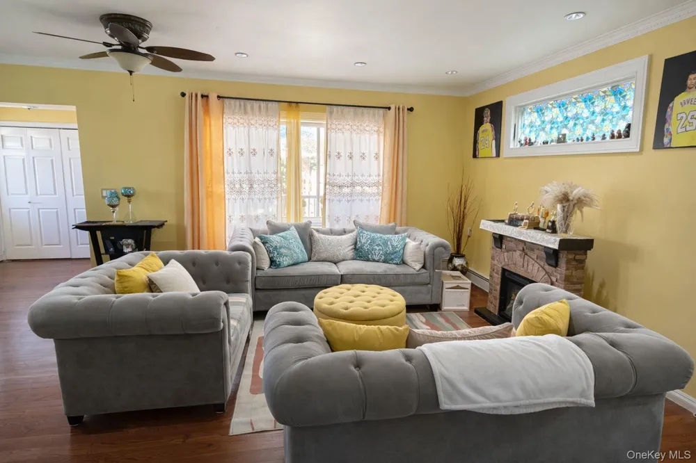7 Meyer Avenue Lawrence, NY 11559
