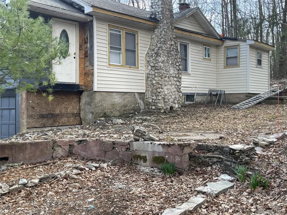 20 Jersey Road Wurtsboro, NY 12790
