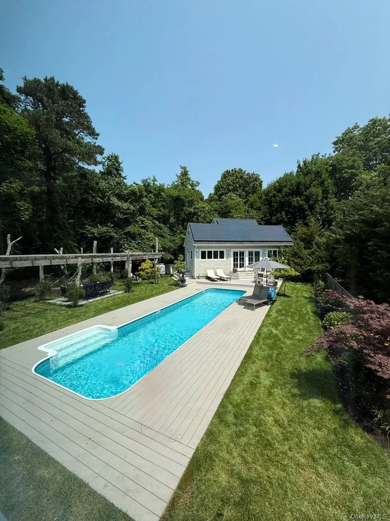 17C Basket Neck Lane Remsenburg, NY 11960